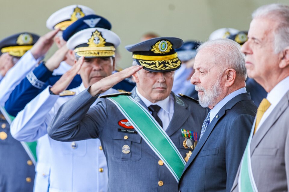 Lula celebra el Día del Ejército. (Fuente: EFE)