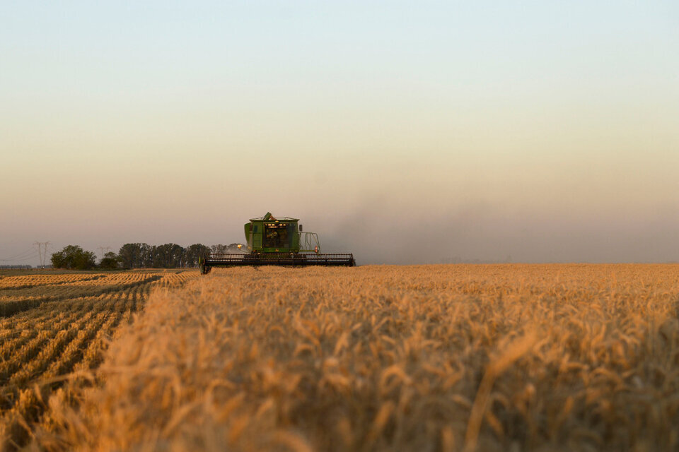 Kicillof se reunió con productores agropecuarios: "Hay aumento de costos y caída de demanda"