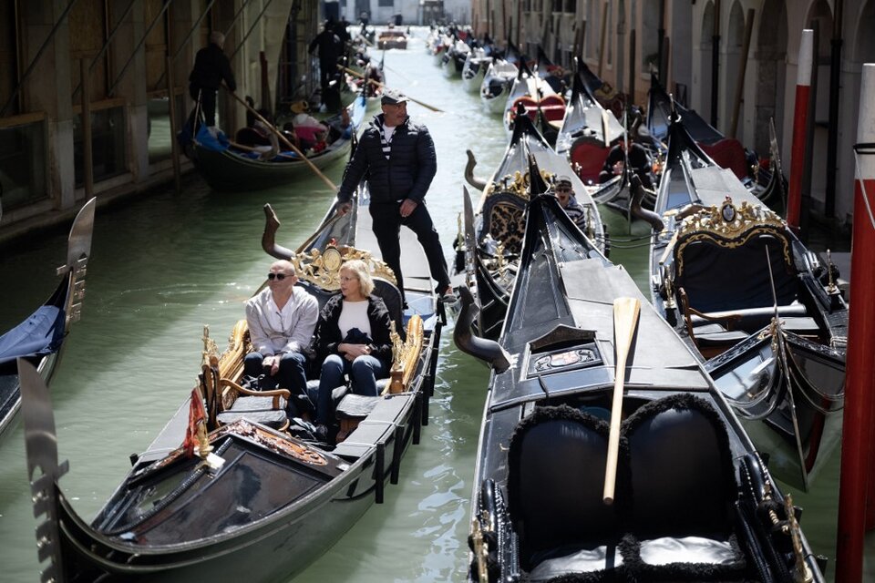 Venecia empezó a cobrar el ingreso a los turistas diarios: vendieron más de 10 mil pases el primer día (Fuente: AFP)