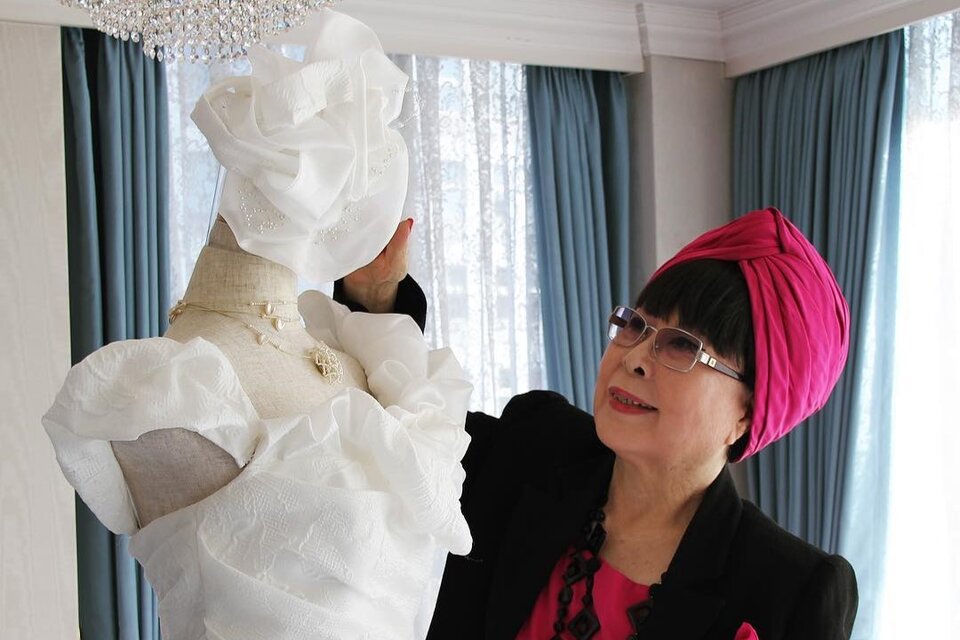 Murió la diseñadora Yumi Katsura, pionera de los vestidos nupciales en Japón. Imagen: @yumikatsurajapan