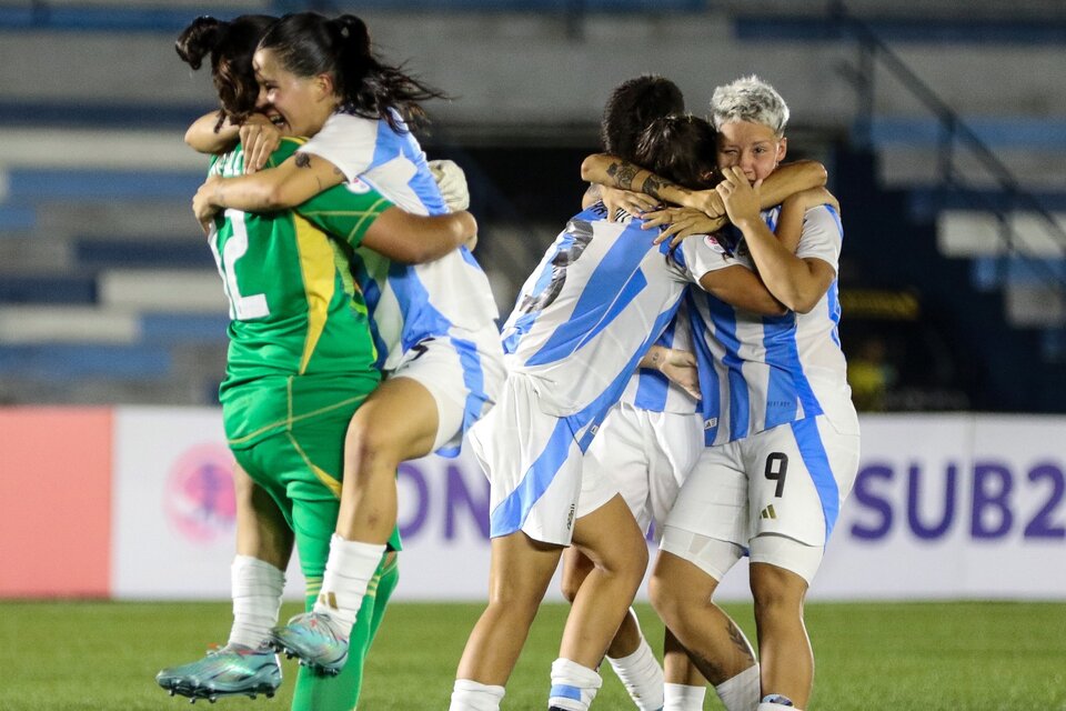 Fútbol femenino: La selección argentina se clasificó al Mundial Sub 20 (Fuente: EFE)