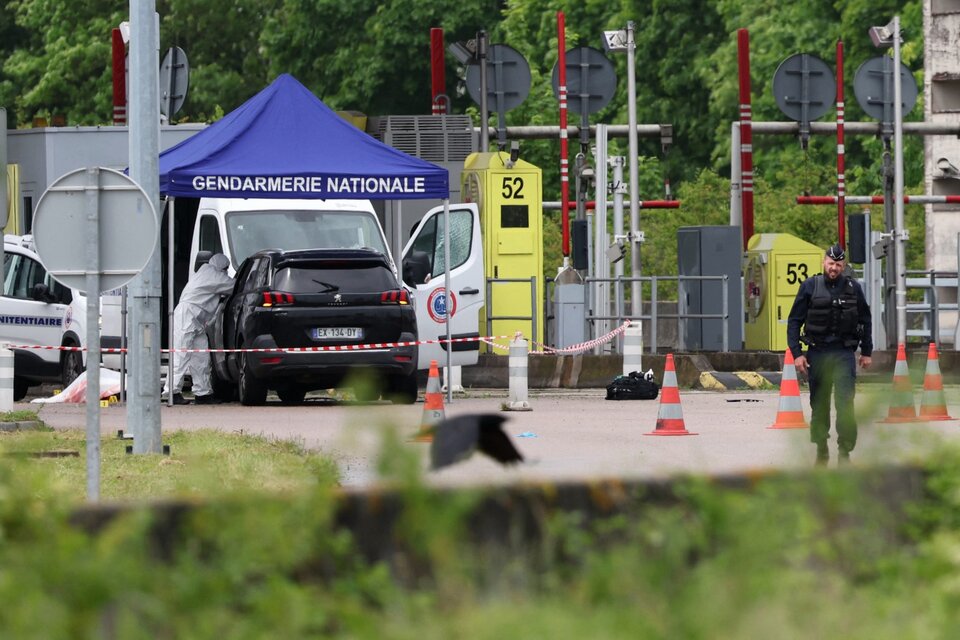 Francia: hombres armados atacaron un camión penitenciario para liberar a un preso narco (Fuente: AFP)