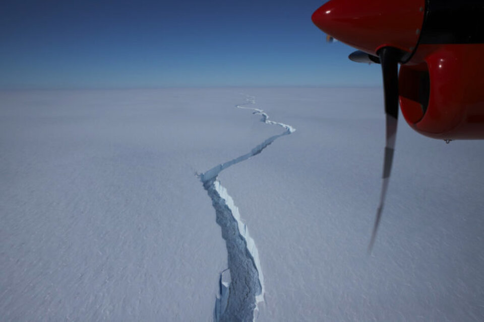 El desprendimiento es el tercero importante en esta área en los últimos cuatro años. Imagen: British Antarctic Survey.