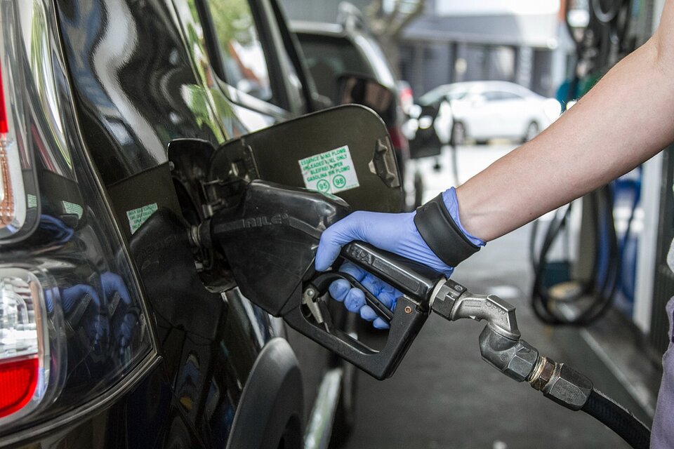 En julio, la nafta super podría aumentar hasta un 18 por ciento en CABA sólo por el alza del impuesto a los combustibles. (Fuente: Bernardino Avila)