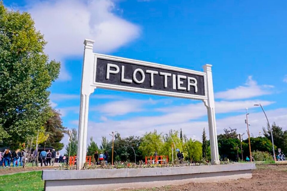 La localidad neuquina de Plottier se encuentra conmocionada por el caso.