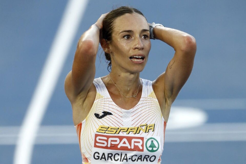 El rostro de decepción de la española García-Caro. (Fuente: @atletismoRFEA)