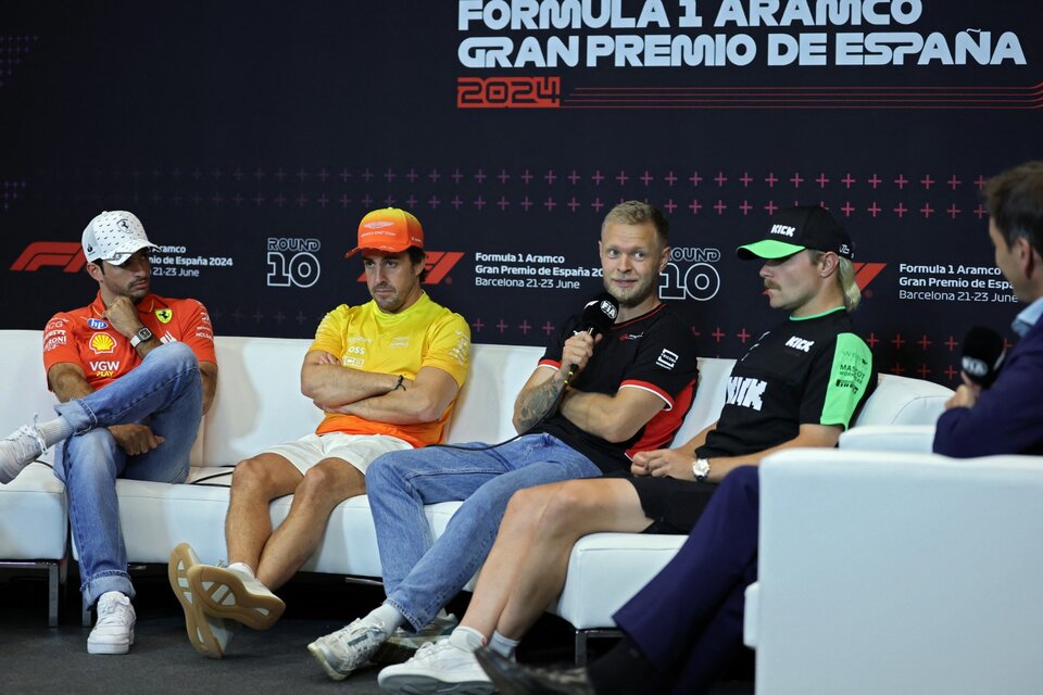 Los pilotos durante un acto con la prensa (Fuente: AFP)