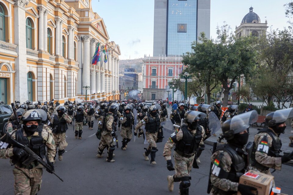 Miembros del Ejército comandados por  Juan José Zuñiga tomaron la sede del Ejecutivo boliviano. (Fuente: EFE)