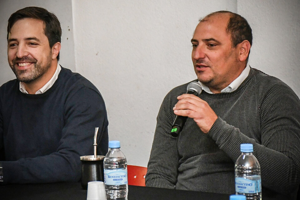 Matín Latorraca junto al ministro de Salud, Nicolás Kreplak. 