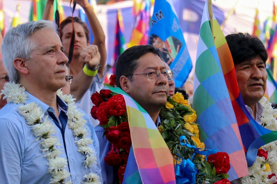 García Linera, Arce y Evo en una de las últimas apariciones juntos en 2020. (Fuente: AFP)