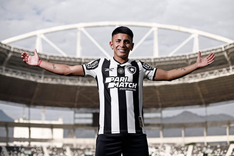 Presentaron a Thiago Almada en Botafogo de Brasil  (Fuente: Botafogo FR)