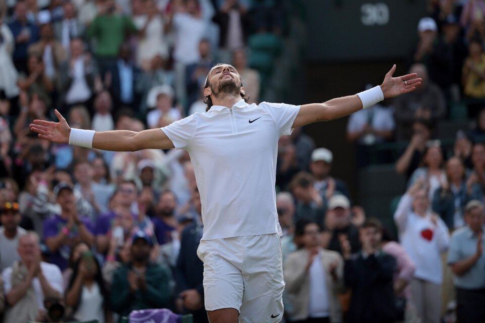 Musetti sorprendió y será el rival de Djokovic en la semifinal (Fuente: EFE)