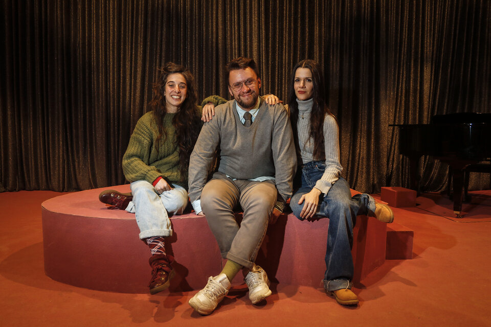 Lucía Adúriz, Mariano Tenconi Blanco y Violeta Urtizberea.  (Fuente: Leandro Teysseire)