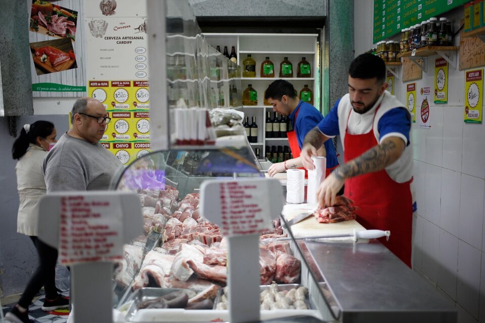Para matarifes y abastecedores, la carne está "muy barata"