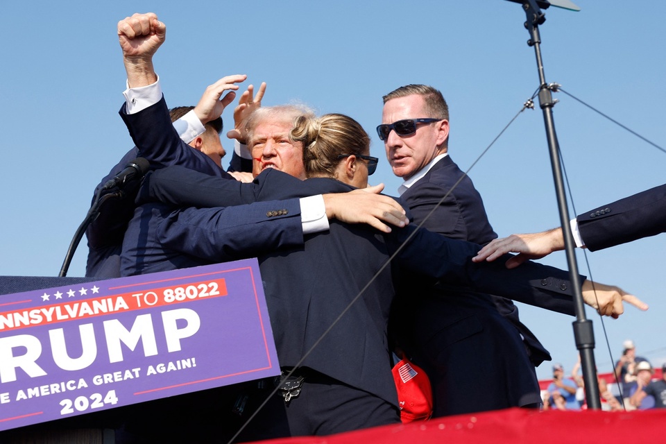 Donald Trump después del atentado.