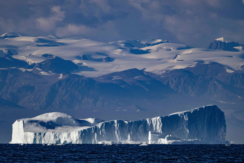 Un estudio revela que la pérdida de masas de hielo altera el eje de rotación de la Tierra 