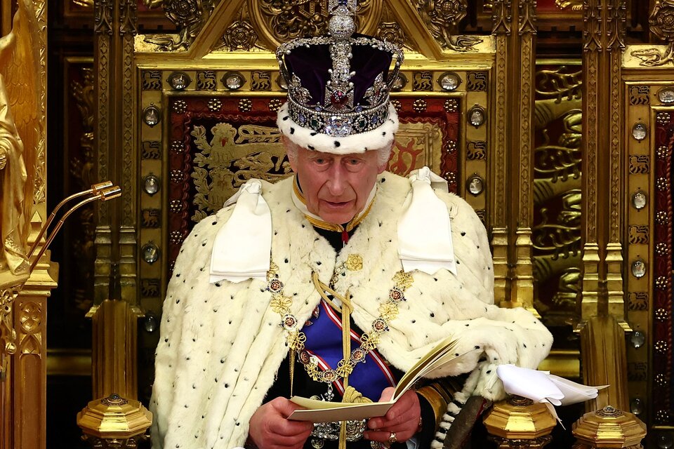 Carlos III, durante la sesión legislativa en el Palacio de Westminster (Fuente: AFP)