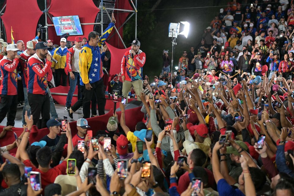 Resultados oficiales de las elecciones en Venezuela 2024: Nicolás Maduro fue reelecto con el 51,2% de los votos y la oposición denuncia fraude (Fuente: AFP)