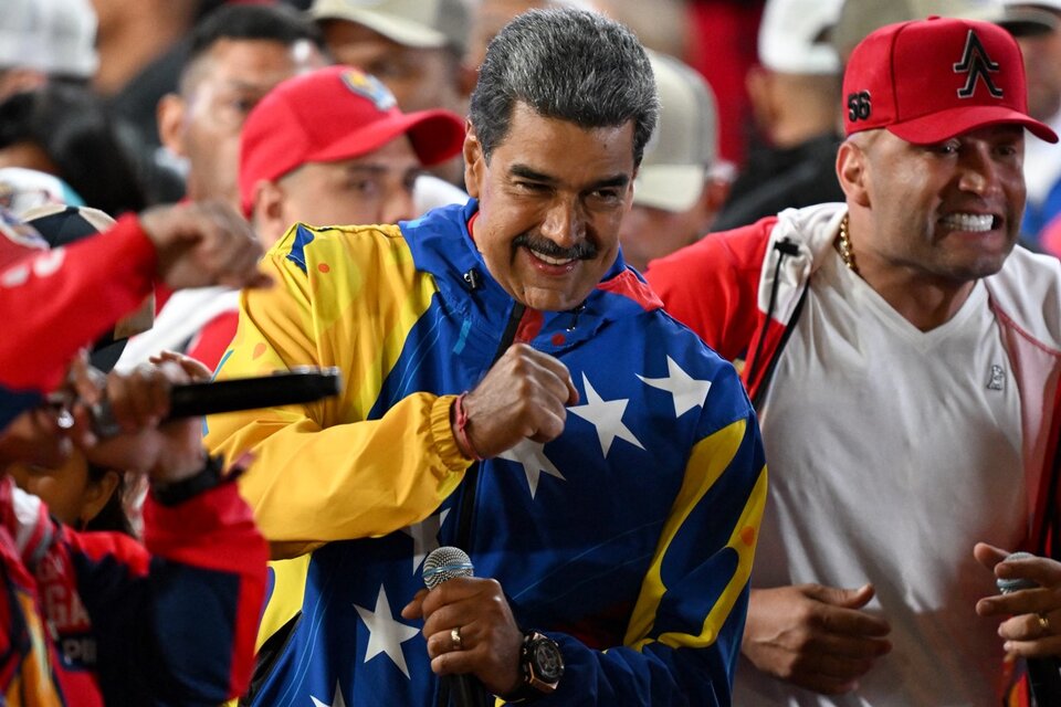 Nicolás Maduro festeja el triunfo electoral en Venezuela. (Fuente: AFP)