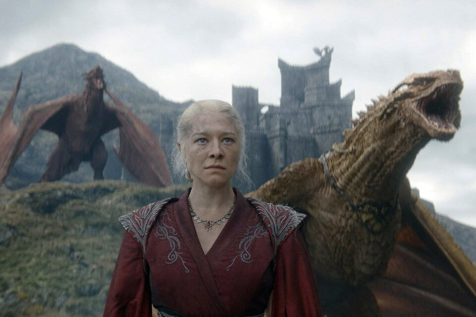 Se inclina la balanza de la guerra: Rhaenyra Targaryen tiene tres nuevos dragones.