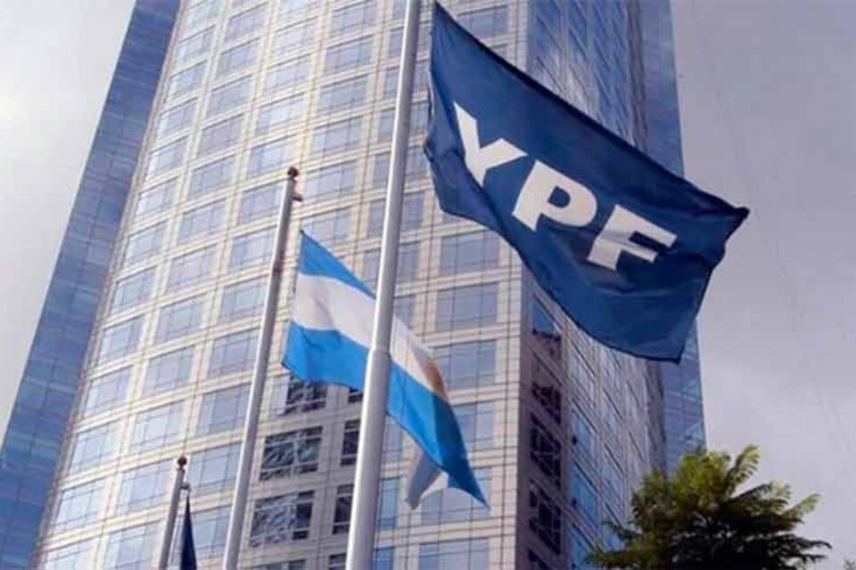 YPF deja trascender que la planta de GNL se construye en Punta Colorada