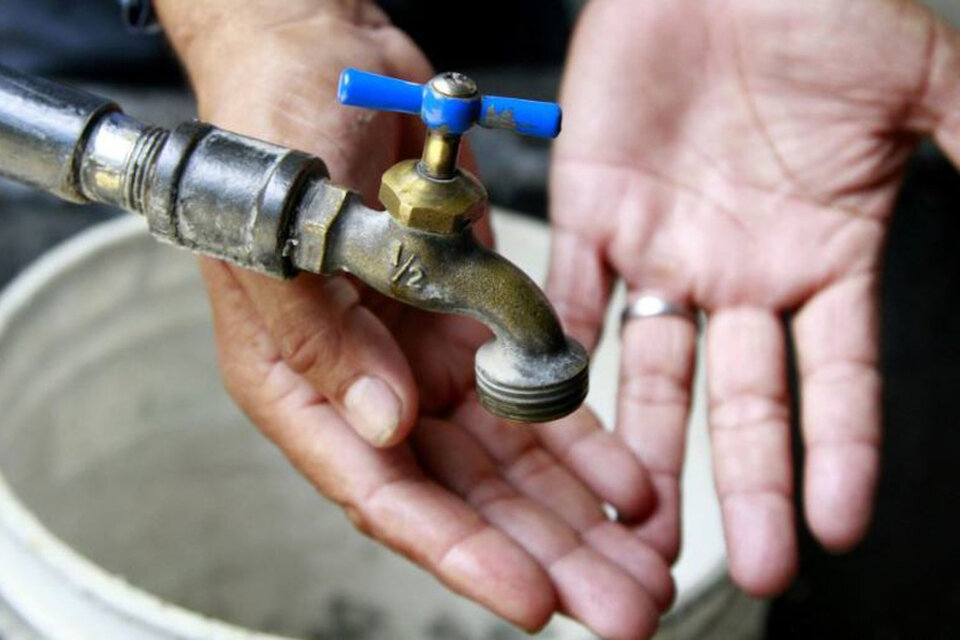 Denuncian falta de agua en La Boca, Barracas y San Telmo