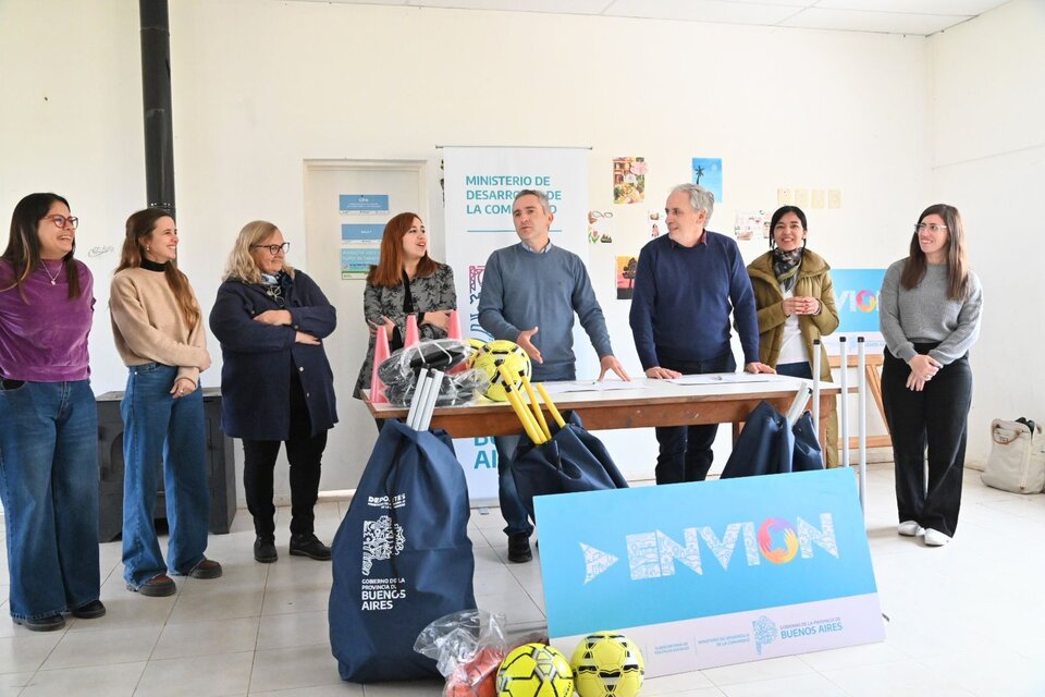 Andrés Larroque de recorrida en al interior provincial. 