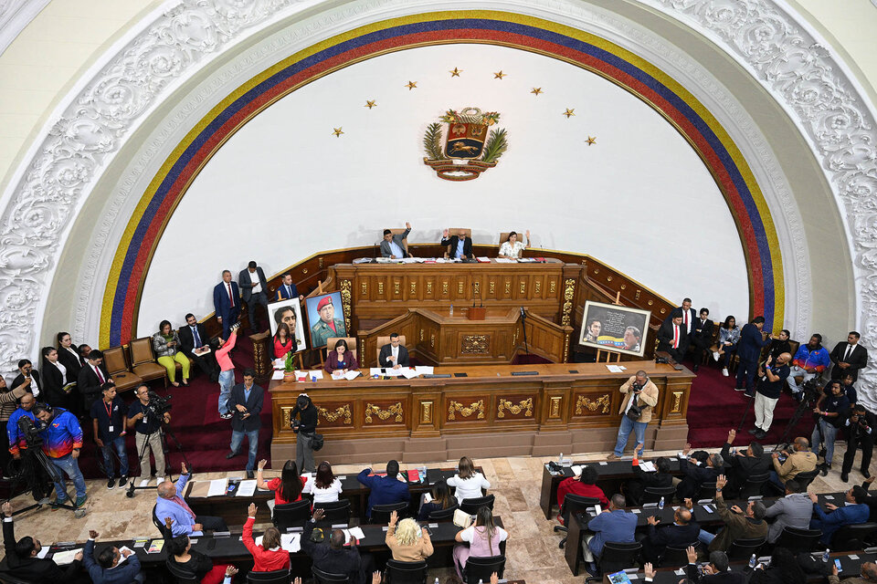 El Congreso de Veezuela debate el proyecto de ley de regulación delas ONGs. (Fuente: AFP)