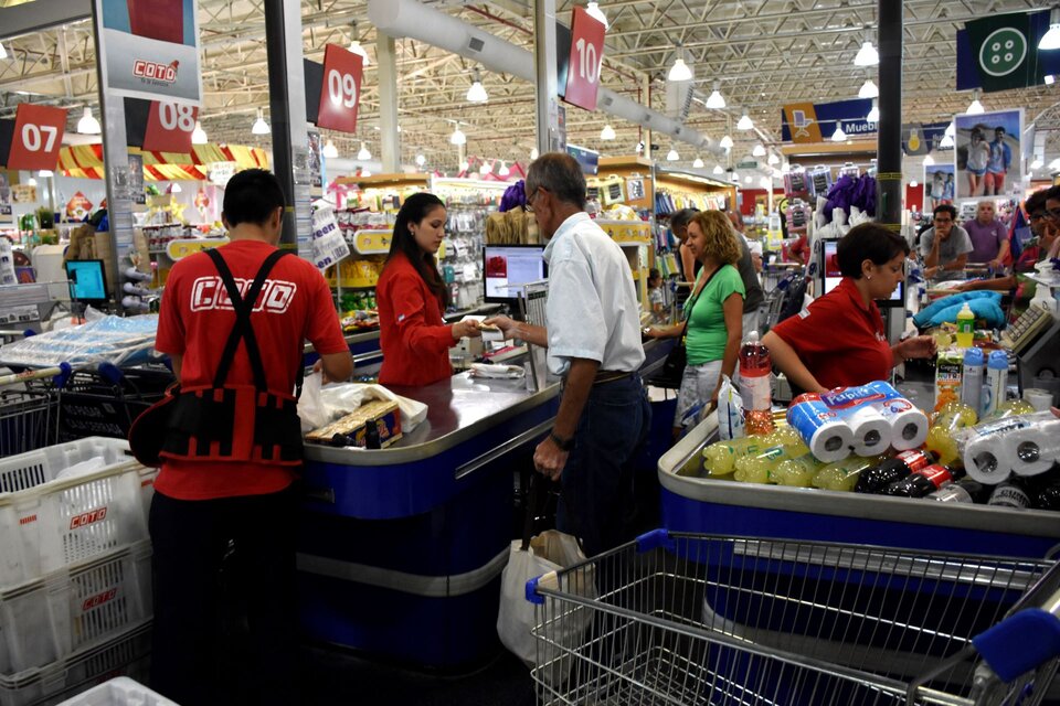 La intención del acuerdo es que el sueldo básico de los trabajadores se ubique en los $858.200, con presentismo.