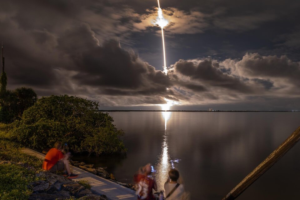 Polaris Dawn, la misión de SpaceX, viaja ya hacia su objetivo: lograr la primera caminata espacial privada (Fuente: EFE)