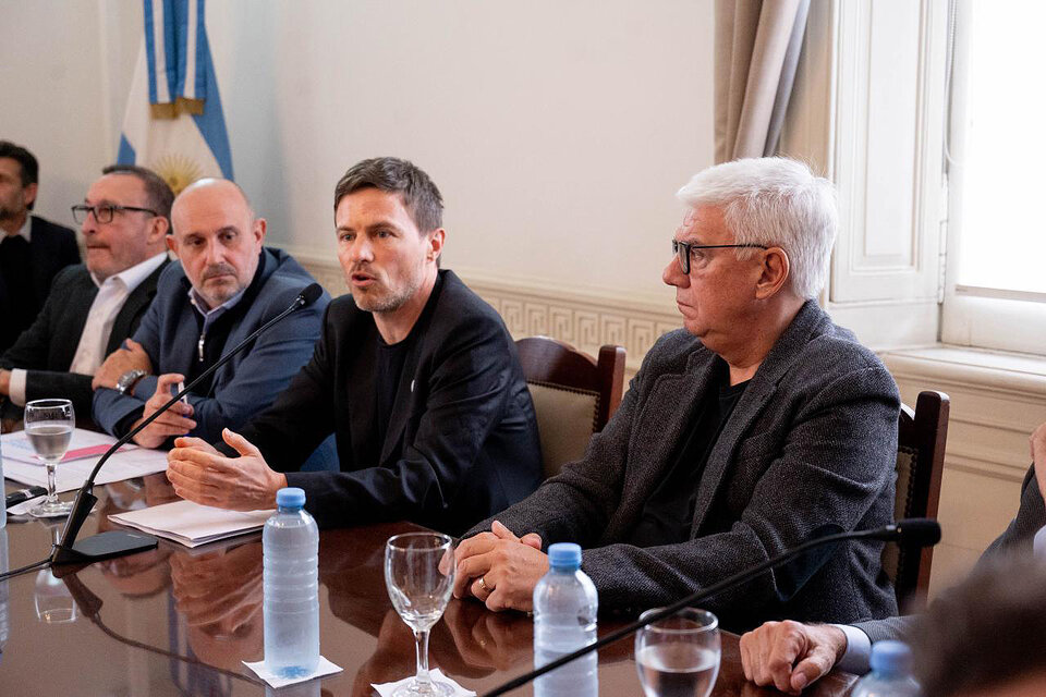 Augusto Costa en la Legislatura bonaerense.  (Fuente: Prensa)