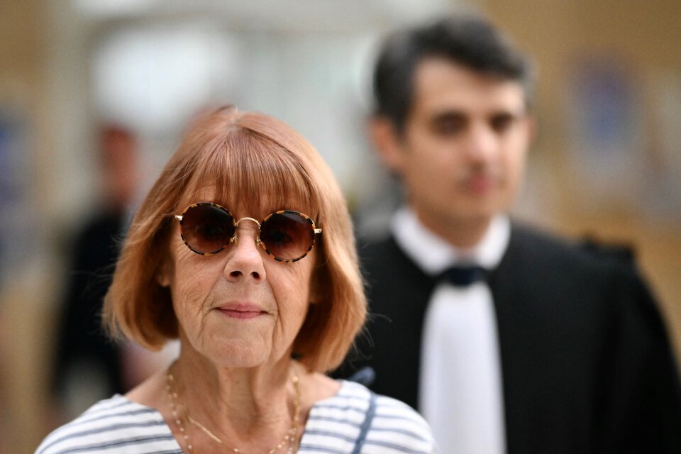 Giséle Pélicot, sometida durante una década por más de 70 hombres sin saberlo. (Fuente: AFP)