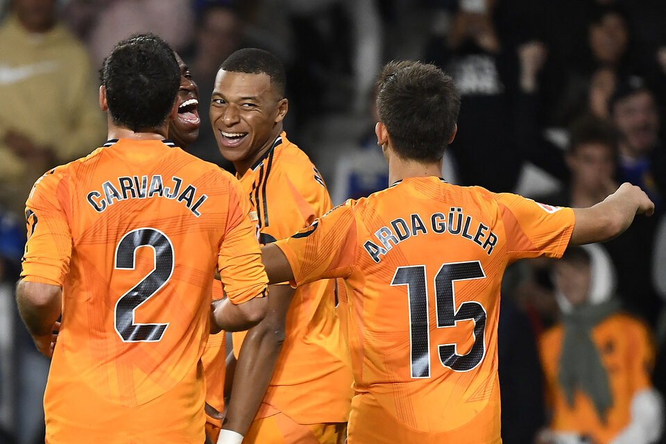 Todo Real Madrid celebra con Mbappé el éxito ante Real Sociedad (Fuente: AFP)