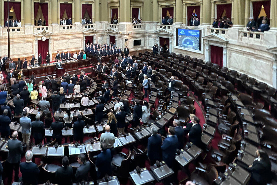 Una sala semivacía, la postal que dejó Milei en el Congreso.  (Fuente: AFP)