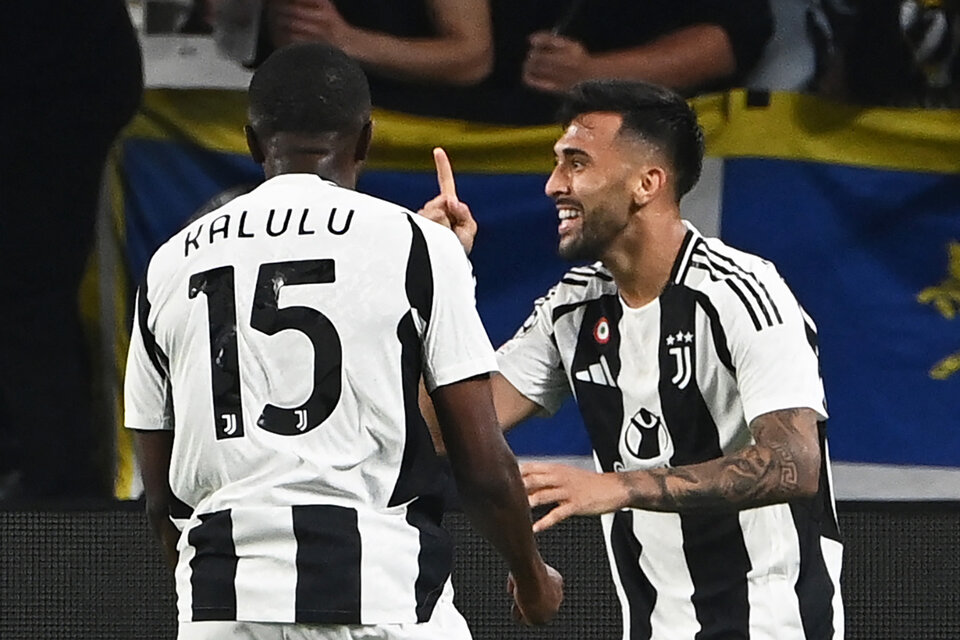 Nico González celebra su primer tanto con el conjunto bianconero en la Champions. (Fuente: AFP)