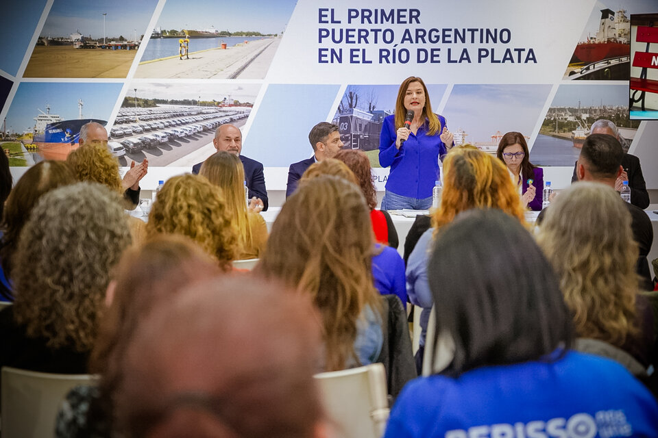 Estela Díaz encabezó el encuentro en Ensenada.  (Fuente: Imagen web)