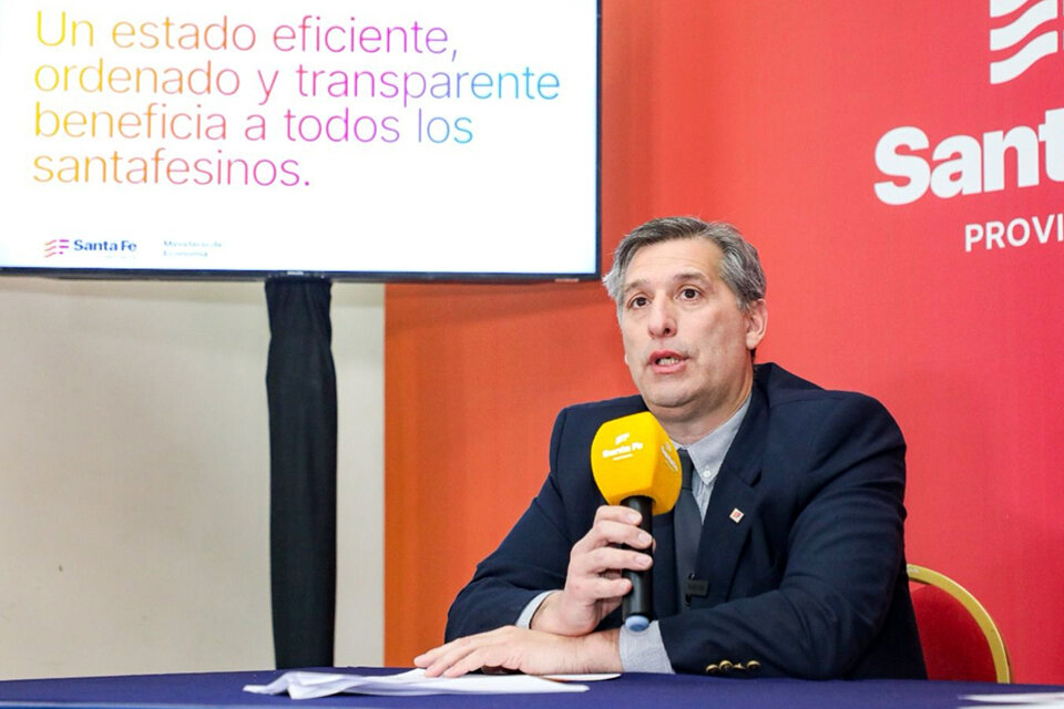 Ministro de Economía de Santa Fe, Pablo Olivares.