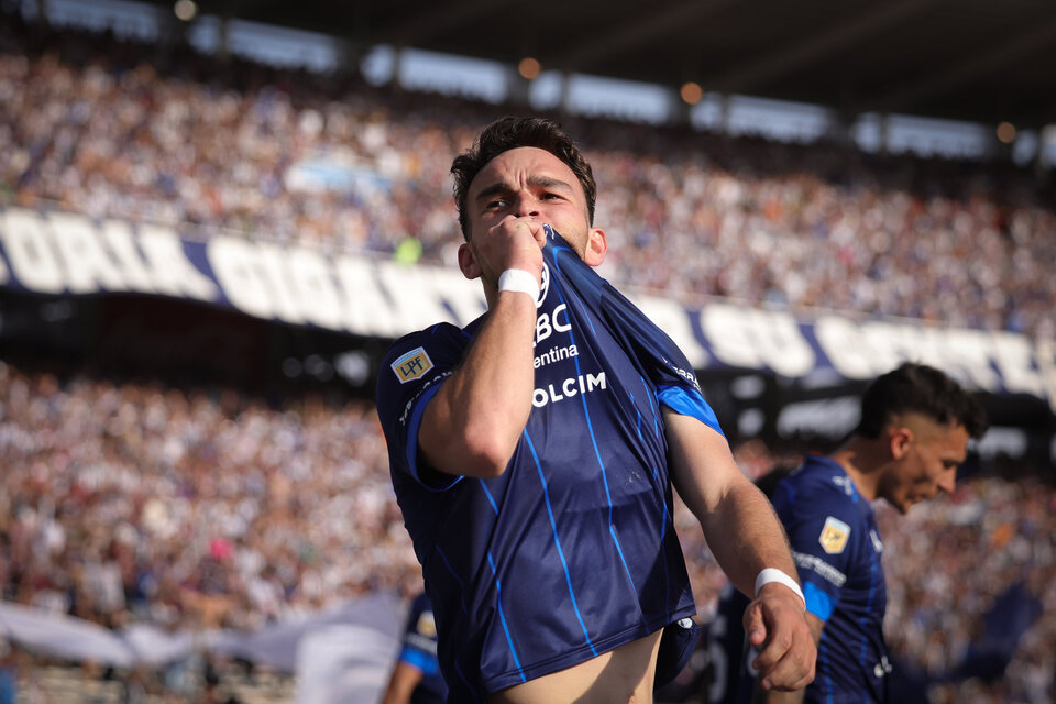 Depietri celebra el primer gol de los cordobeses (Fuente: Prensa)