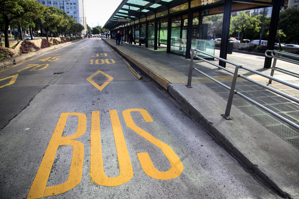 Los sindicatos del transporte impulsan un paro nacional | Para el 17 de  octubre | Página|12