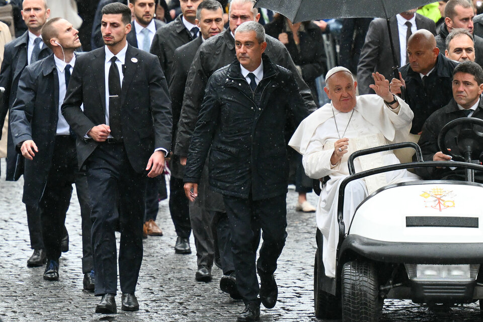 Bergoglio inició el jueves una visita de cuatro días a Luxemburgo y Bélgica (Fuente: AFP)