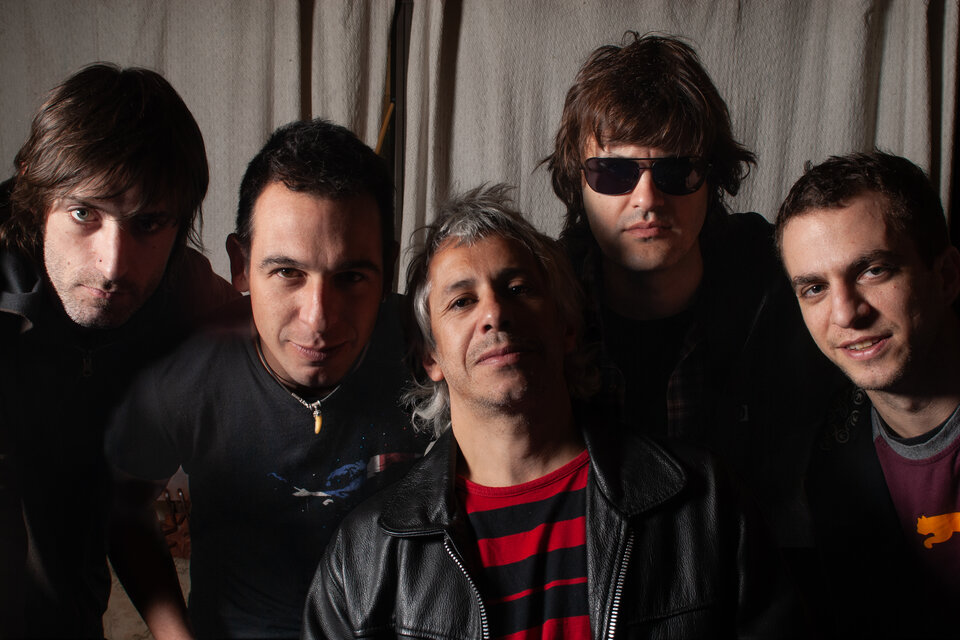 Foto de archivo del NO, año 2007. Tavo (a la derecha) falleció en 2011, por lo que la banda ya no podrá volver con esa formación (Fuente: Cecilia Salas)