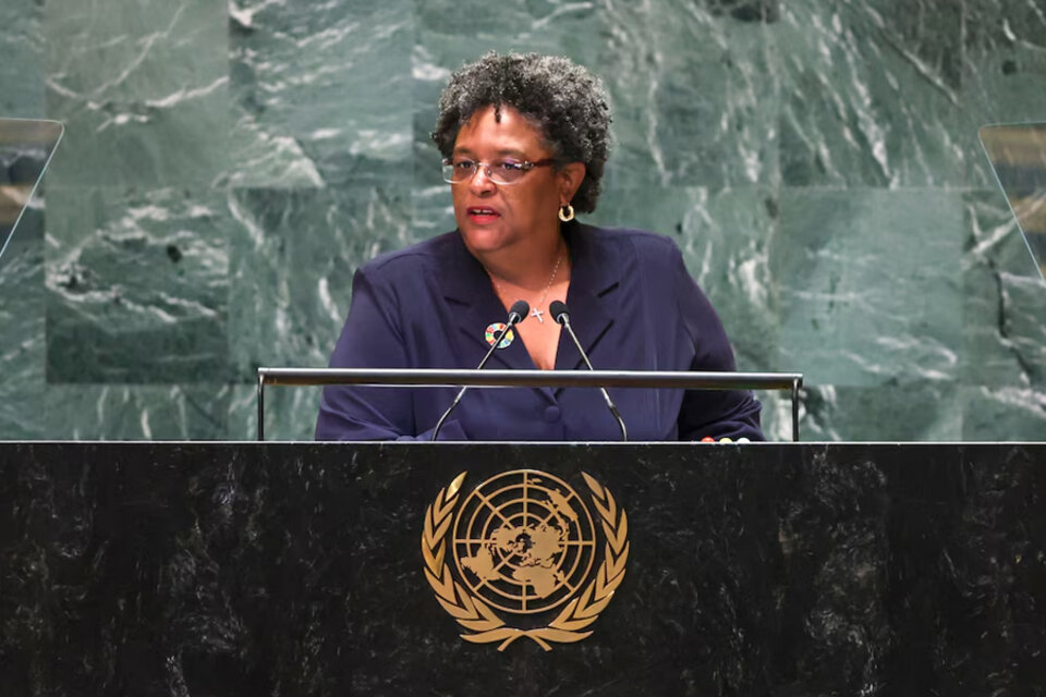 La Primera Ministra de Barbados, Mia Mottley, en su intervención en la 79° Asamblea General de la ONU. (Fuente: EFE)