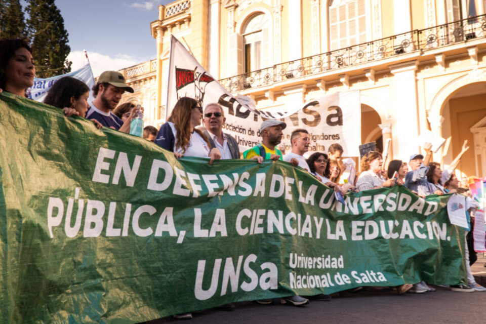 Marcha 23 de abril en Salta Capital  (Fuente: Gentileza Erre Elías)