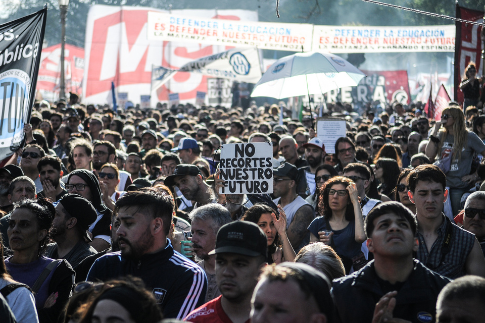 Miles de personas se acercaron al Congreso en la Segunda Marcha Federal. (Fuente: Guadalupe Lombardo)