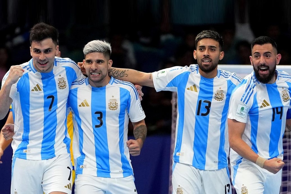La selección argentina de futsal le ganó a Francia y enfrentará a Brasil en la final del Mundial. (Fuente: Redes sociales)