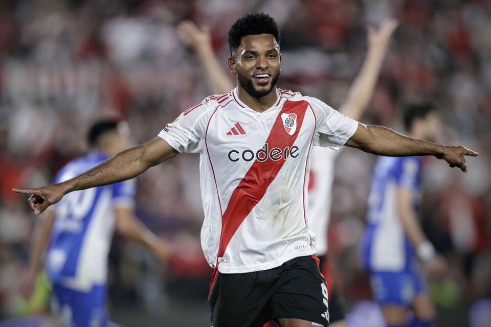 El jugador colombiano, apuntado por las autoridades del colegio al que van sus hijos (Fuente: Fotobaires)