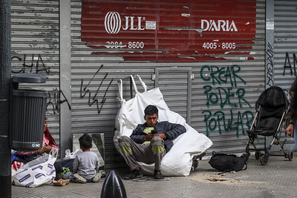 "Estamos frente a un plan sistemático de empobrecimiento”, afirmaron desde la diócesis católica de Quilmes. (Fuente: EFE)