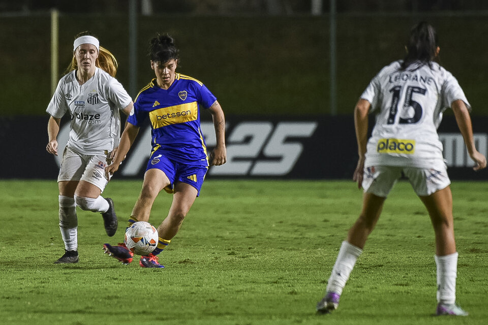 Boca limpió a Santos en Asunción. (Fuente: Prensa)