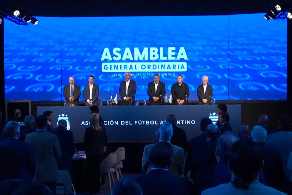 La AFA de Tapia logró un nuevo cambio en los campeonatos.  (Fuente: Capturas de video)