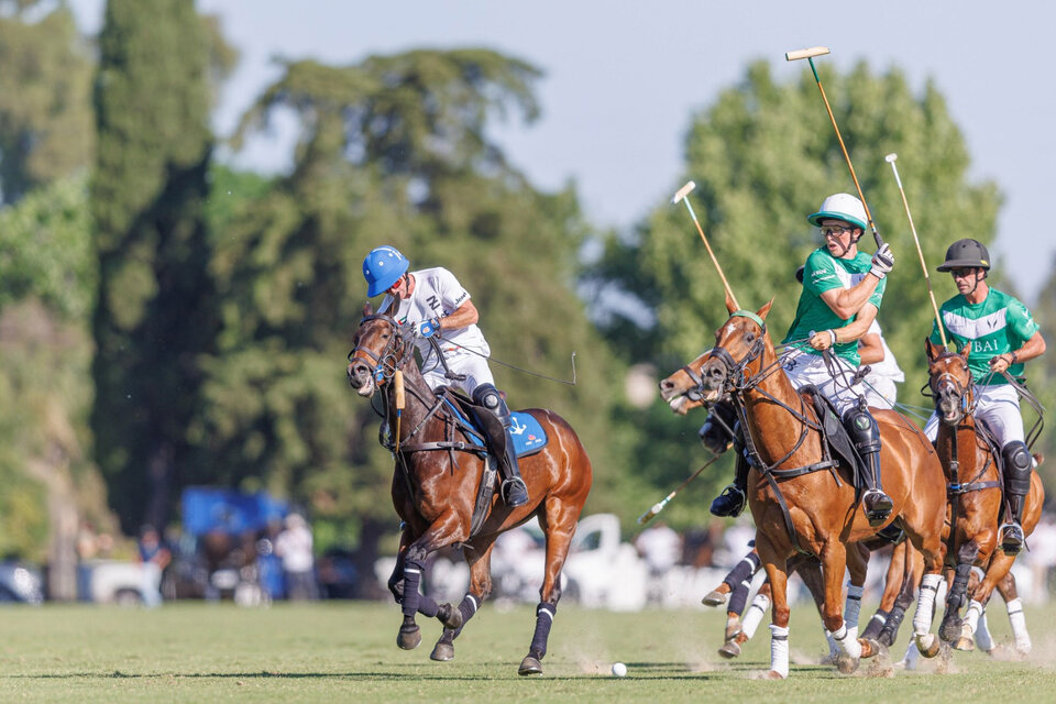 El duelo entre Ellerstina y La Natividad (Fuente: Matías Callejo / Prensa AAP)